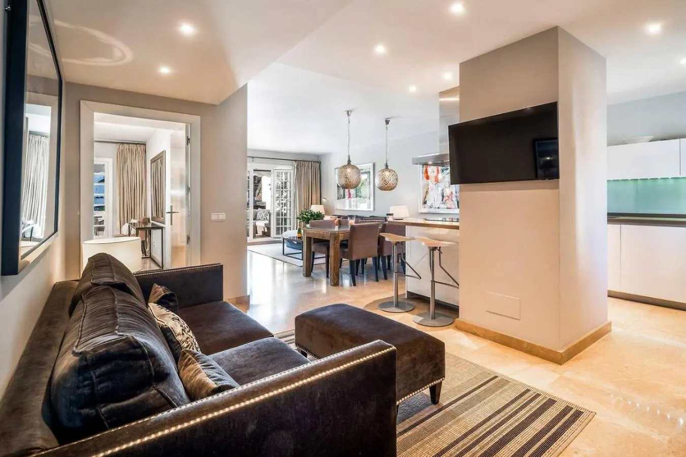 Apartment 3 Bedroom Retreat Puente Romano Marbella